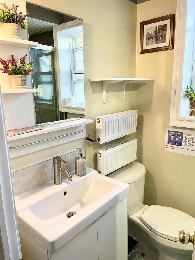 Perfect Home-Private Washrooms,Free Parking,High Speed Net Toronto Exterior foto