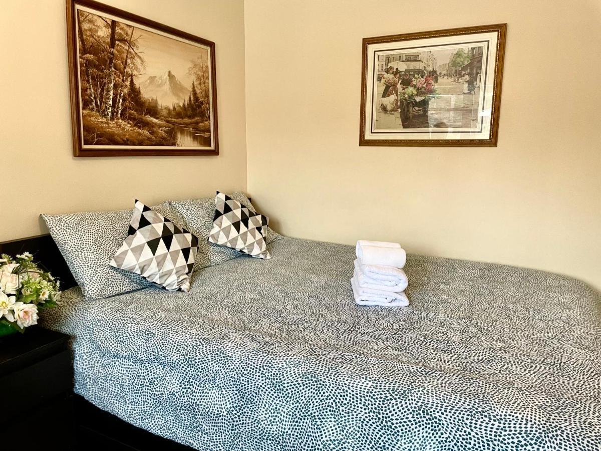 Perfect Home-Private Washrooms,Free Parking,High Speed Net Toronto Exterior foto